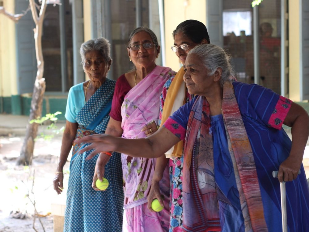 Bewohnerinnen des Altenheims